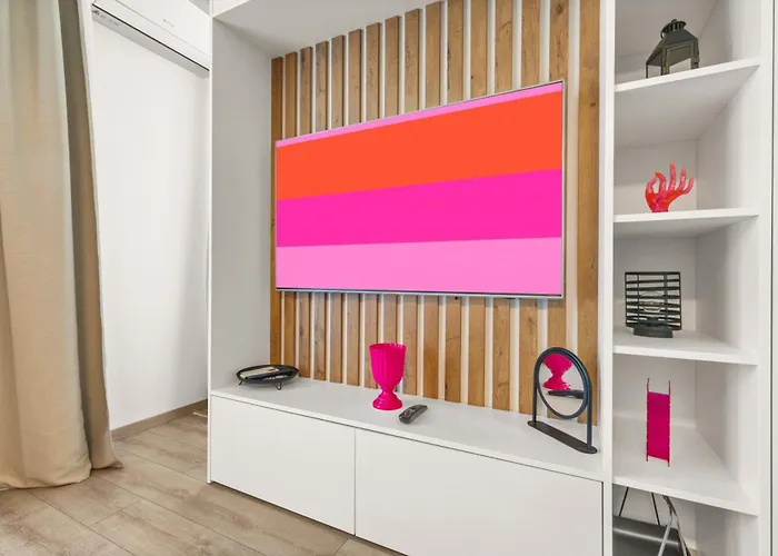 Lam Fuchsia Ac-balcony Pressburg
