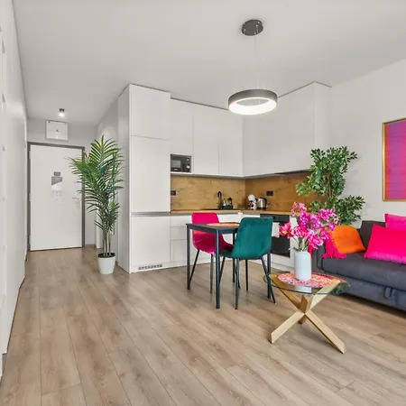 Lam Fuchsia Ac-balcony *